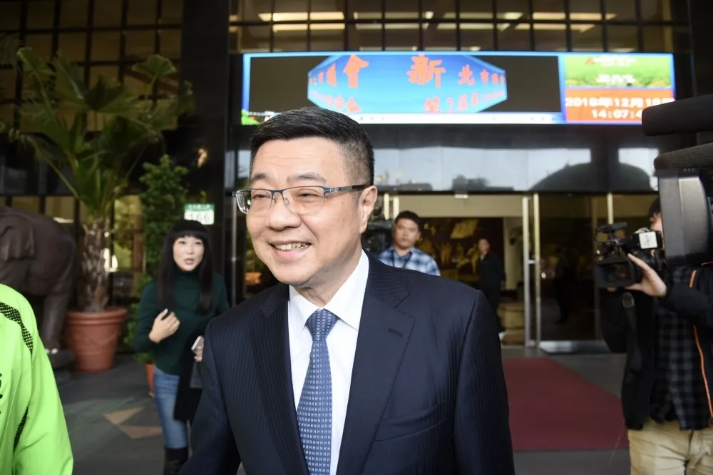 【被笑不敢來】卓榮泰接直播戰帖　館長：第一題就問「促轉會」