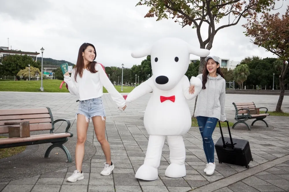 FlyGo旅遊神卡堂堂登場　台新銀行最高回饋30%就是狂