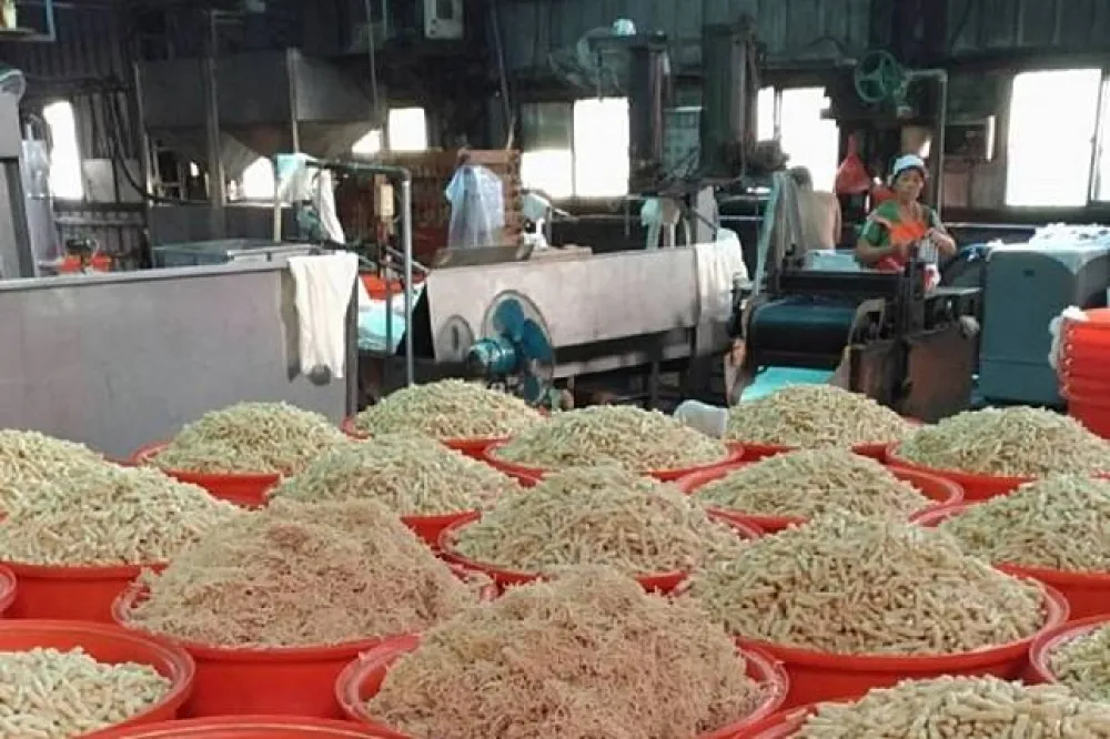 黑心商用發霉豆棗回收重製　年產千噸民眾恐下肚　