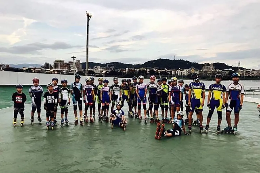 溜冰選手苦命擠橋下練習　北市體育局狠打金牌教練巴掌