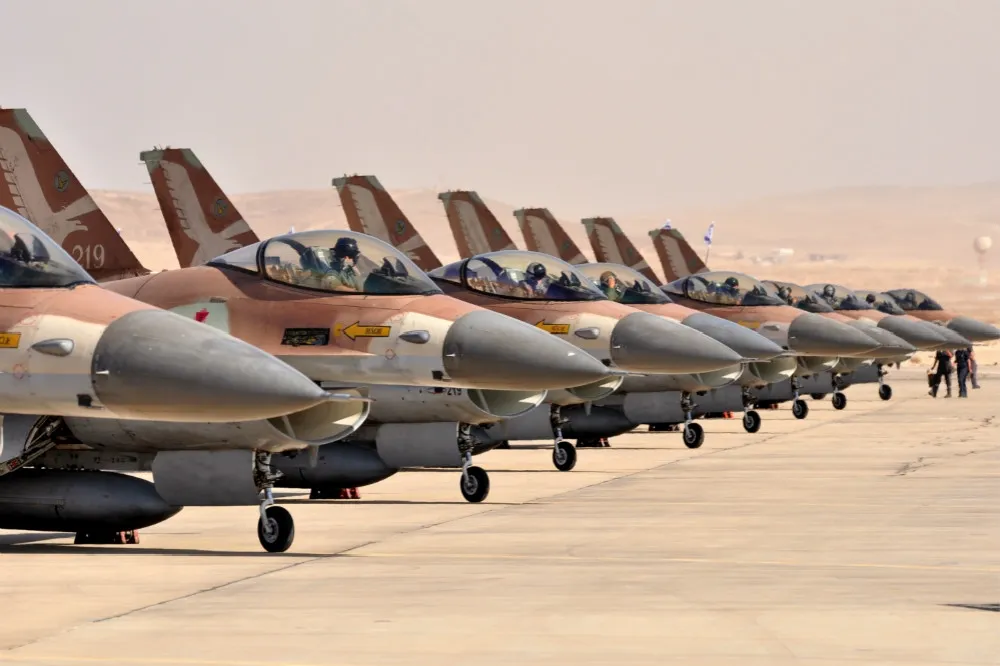 【一波三折】馬蒂斯阻擋以色列出售二手F-16戰機　華府要求只能賣「原裝配備」