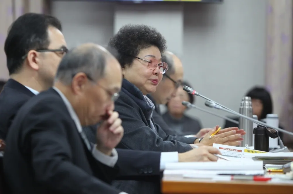 【選區重劃掀角力】高屏各少一席立委　陳菊出面安撫綠委反彈