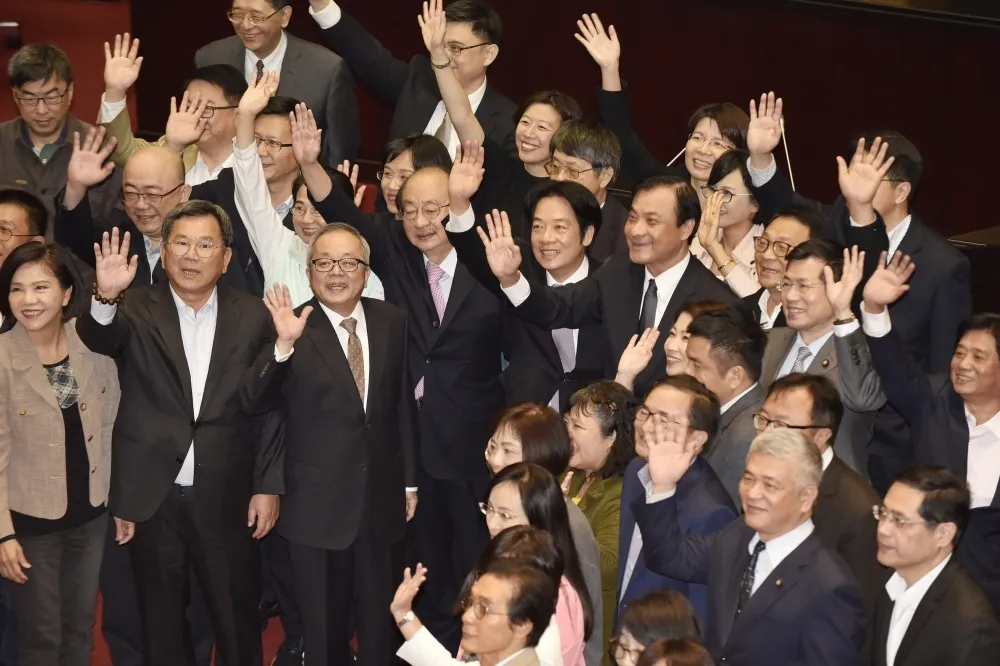 【直播】賴清德告別政院：面對9合1敗選必須請辭負責