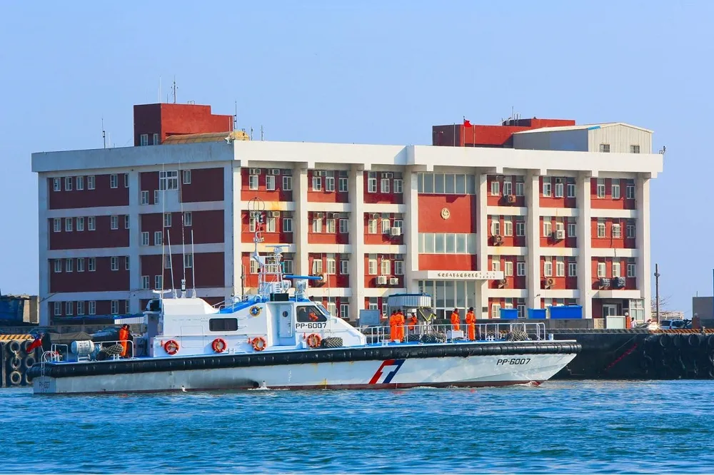 中國船載10公斤豬肉闖澎湖海域　海巡隊扣船通報防檢局檢驗