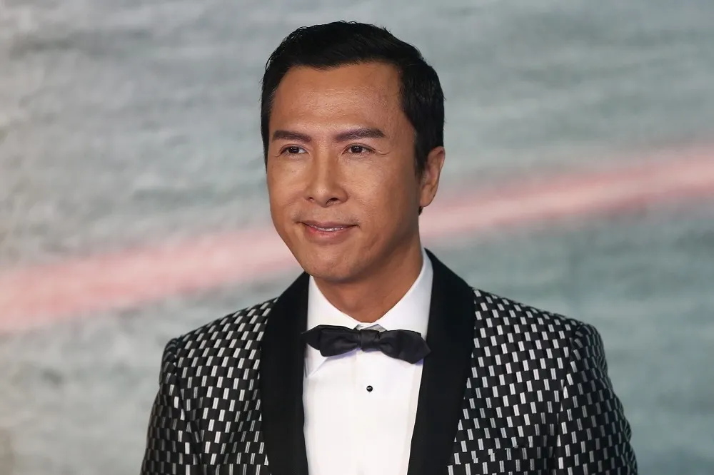 合作品牌曾辱華　甄子丹立即滅火道歉切割