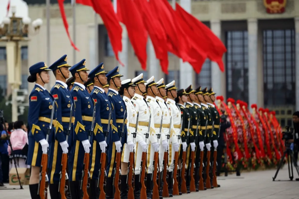 大舉縮減陸軍人數　中共解放軍擬擴大發展海、空與火箭部隊