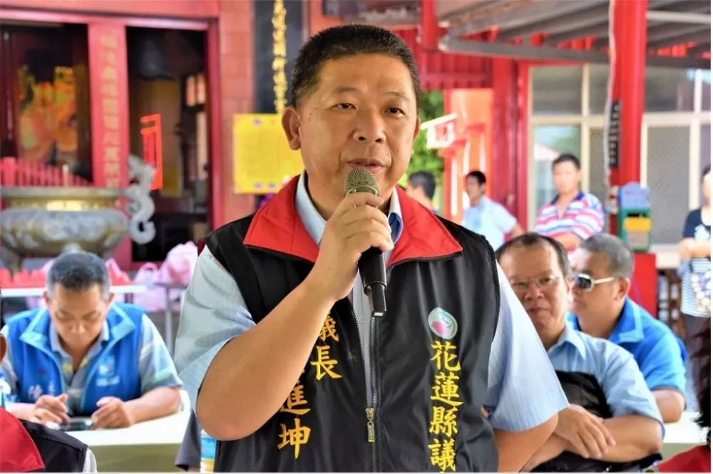 涉偷倒16萬公噸有毒廢棄物　前花蓮議長賴進坤父子起訴