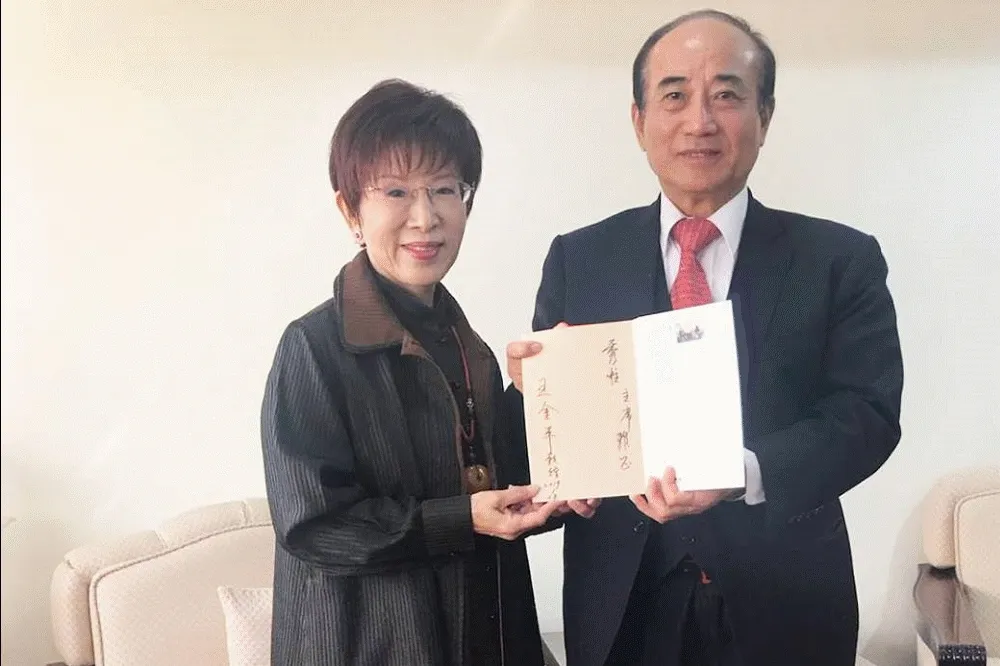 【拜年贈新書】網紅時代應放鬆展幽默　洪秀柱盼王金平豁然面對誤解