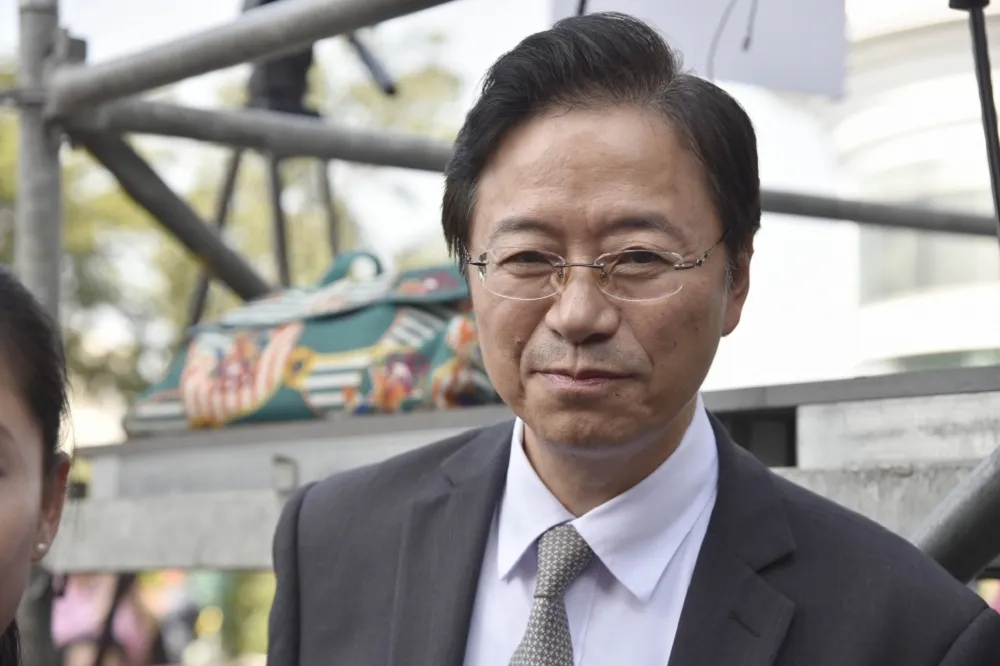 【直播】批政府禁用華為手機遭罵　張善政邀翟本喬對談