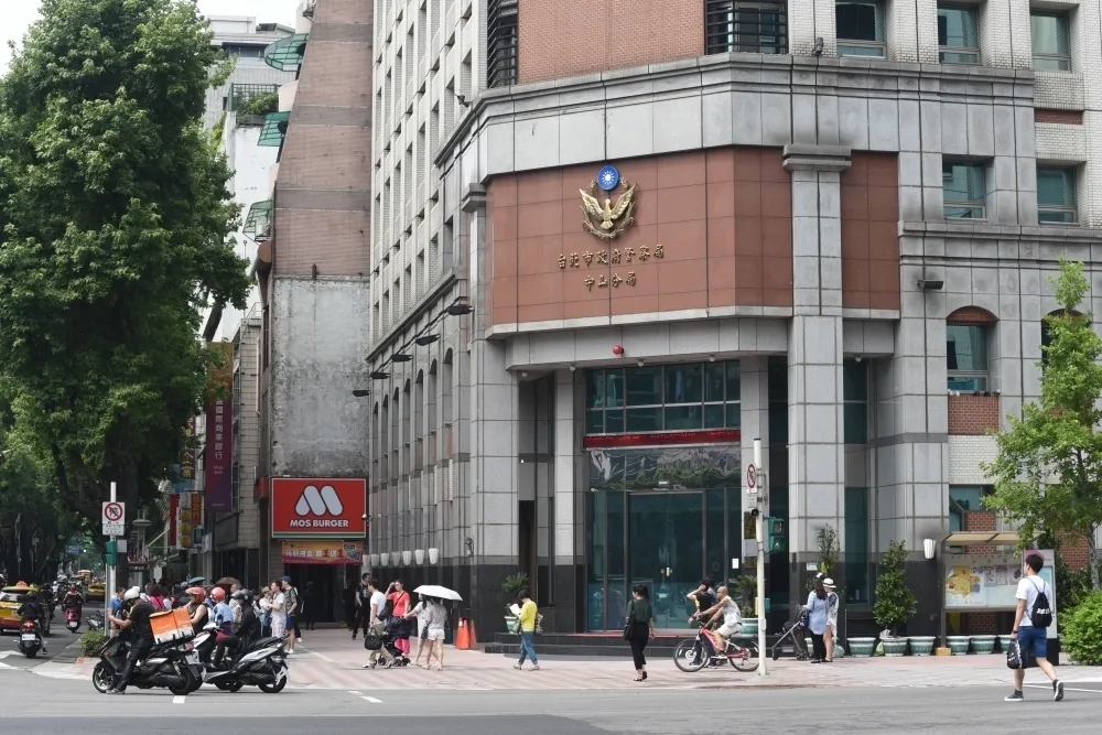 【包庇色情業者】中山警分局7名被告　押7個月交保春節後回家