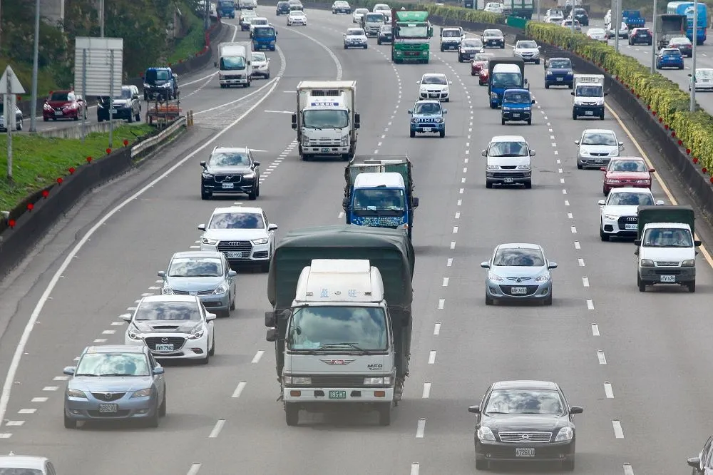 【春節最塞時段預測】初三車流量最大　國5行車時間恐平日5至7倍