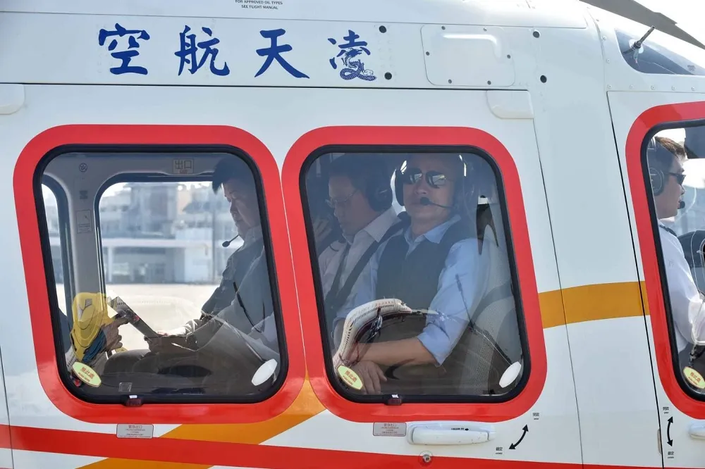 【製造浪漫】韓國瑜搭直升機巡愛河　選中6處可蓋愛情摩天輪