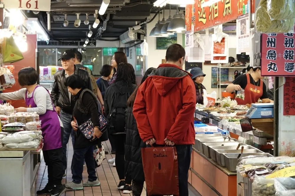 2019年預測經濟成長率下修至2.27%　主計處：基本工資調升幫助不大
