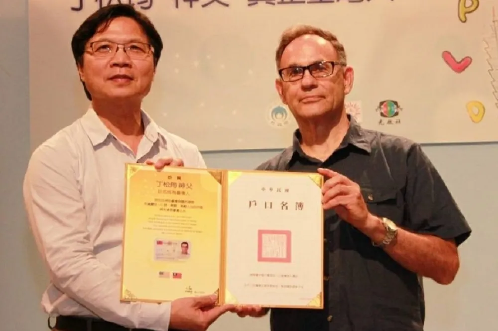 【台灣謝謝你】奉獻福爾摩沙50年　民政局今頒身分證給丁松筠