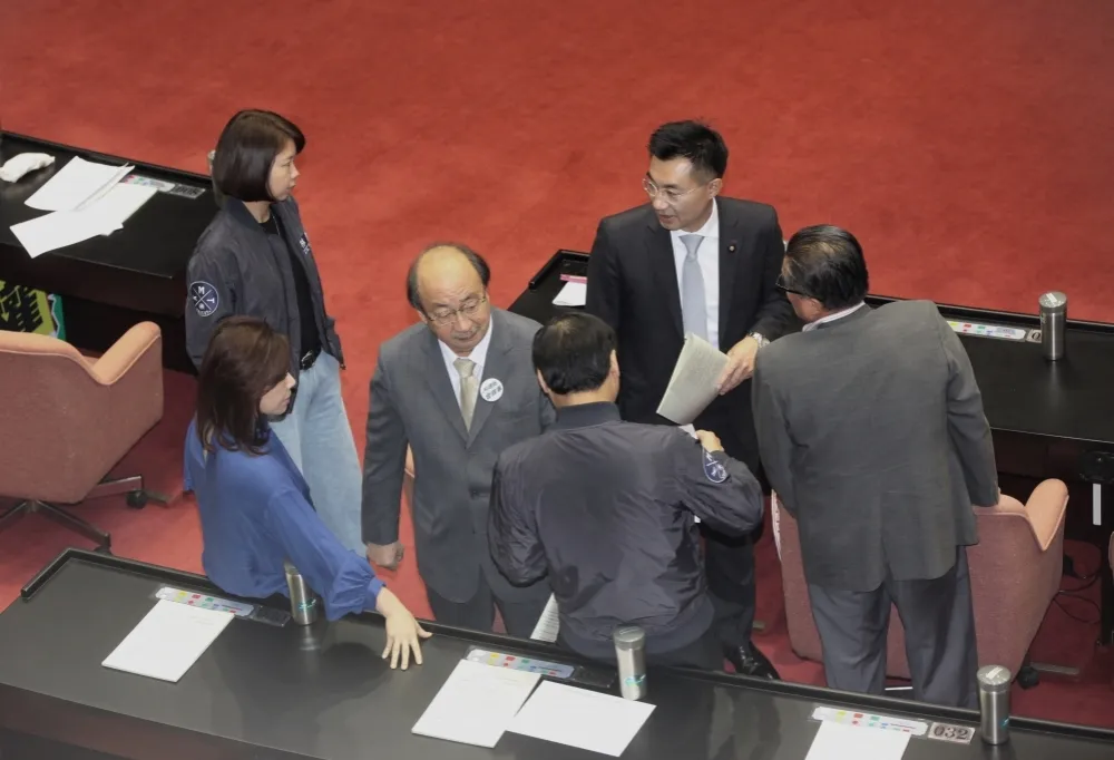 【同婚專法朝野態度】民進黨拚逕付二讀　藍營要再討論