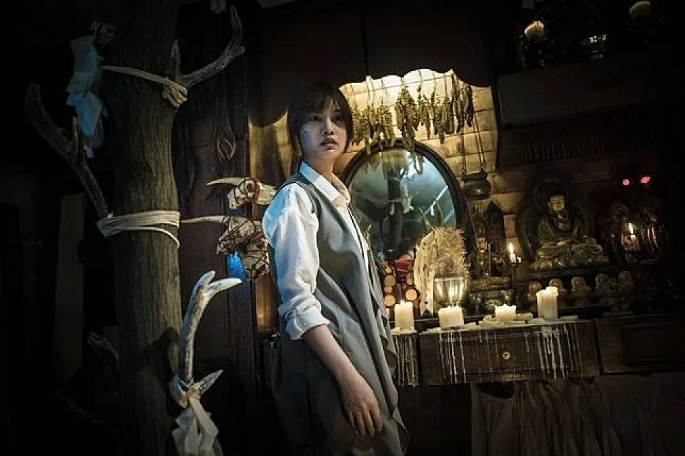 【影評】《紅衣小女孩2》：全面升級的「她」回來了