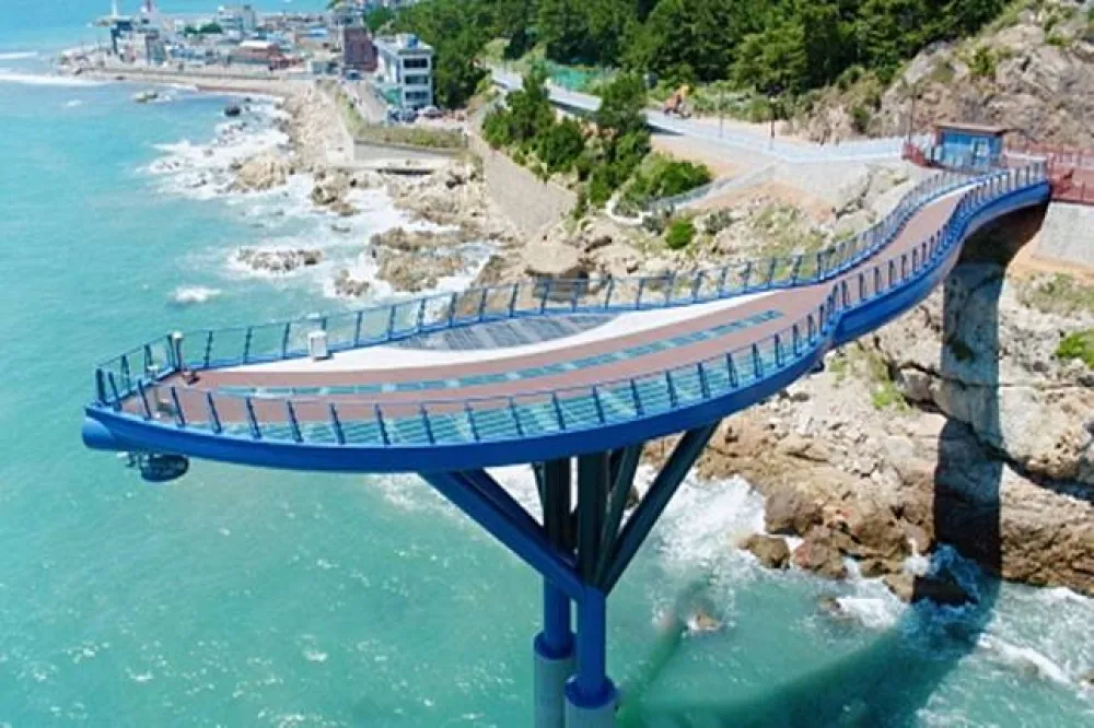 釜山新Skywalk　海雲臺青沙浦踏石觀景臺開放
