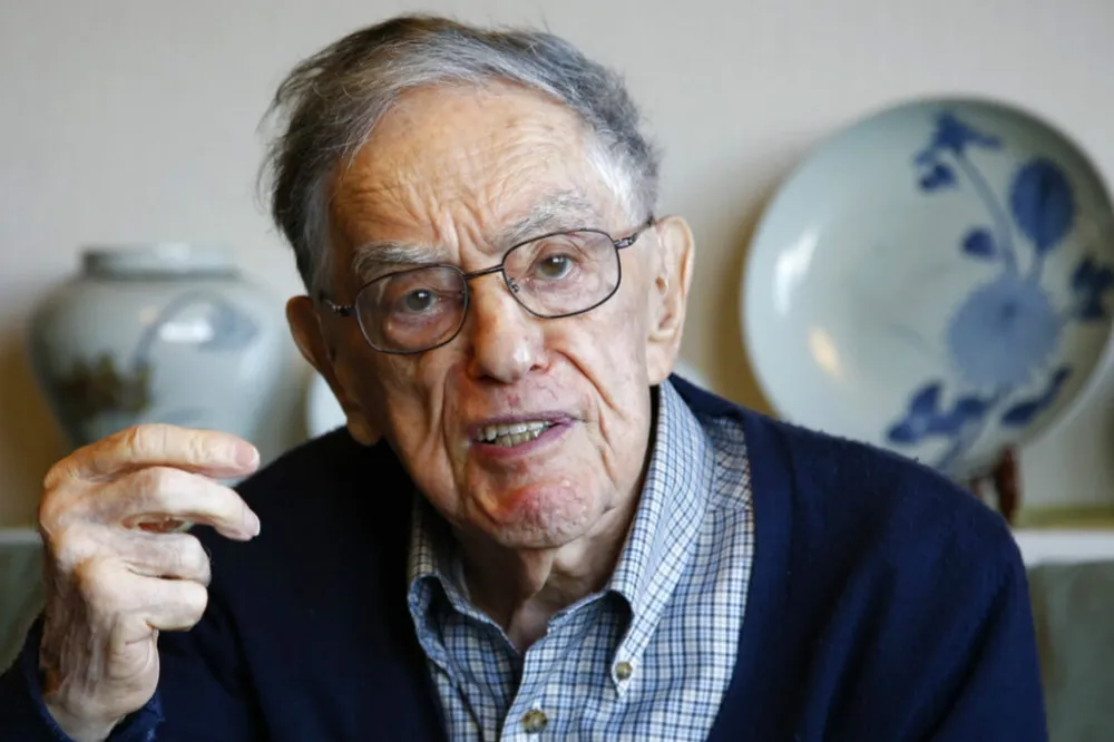 【別名「鬼怒鳴門」】曾是二戰海軍情報官　美裔日本學家唐納基恩96歲逝世