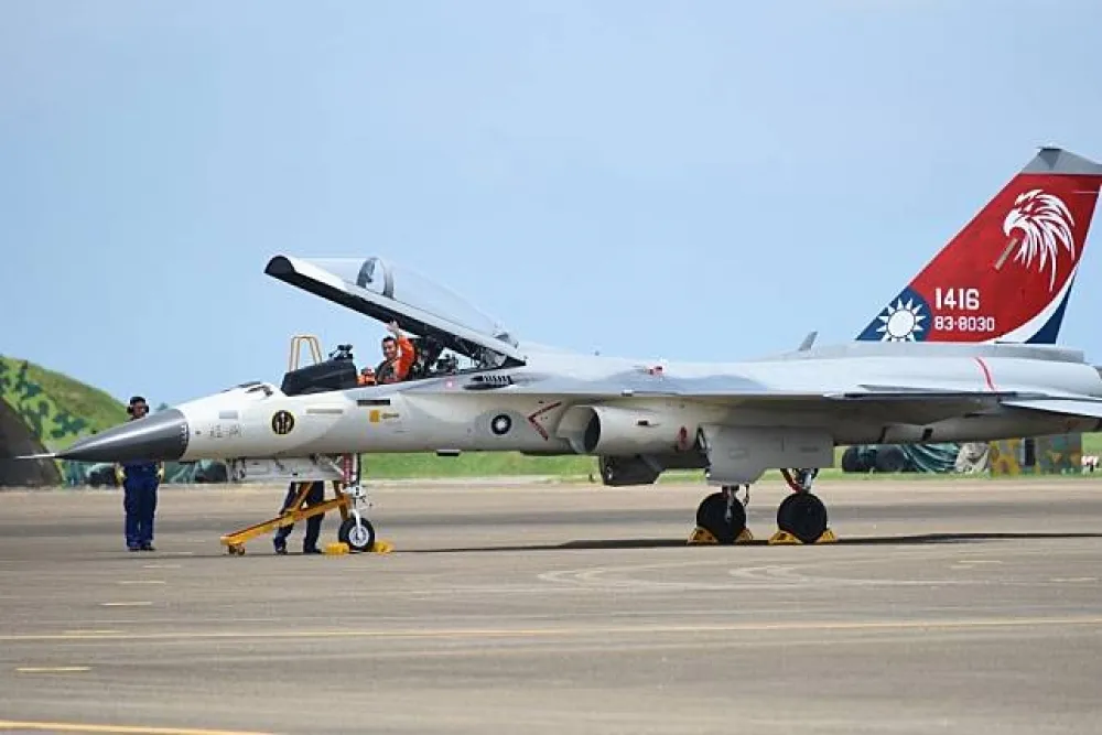 IDF戰機緊急放棄起飛　馬公機場6航班受影響