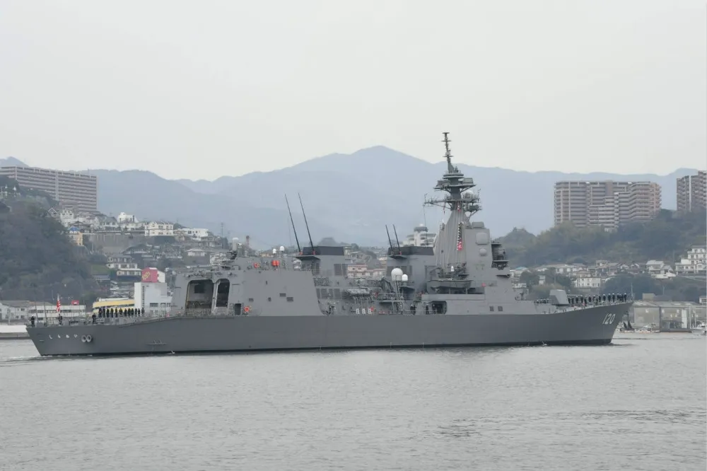 日本海自5千噸級驅逐艦「不知火號」　長崎港正式服役