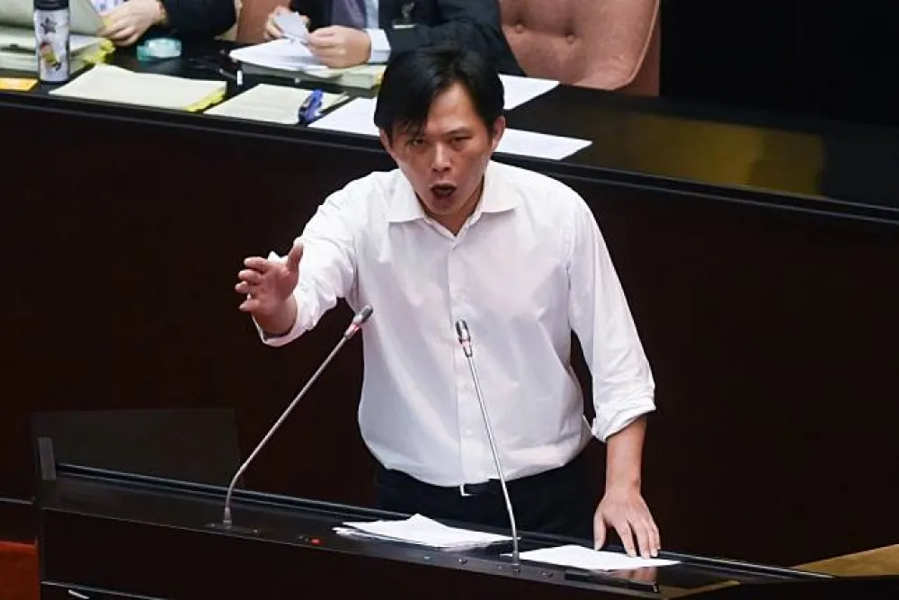 人民參與審判議題沒列入　黃國昌批司改總結會議「淪大拜拜」