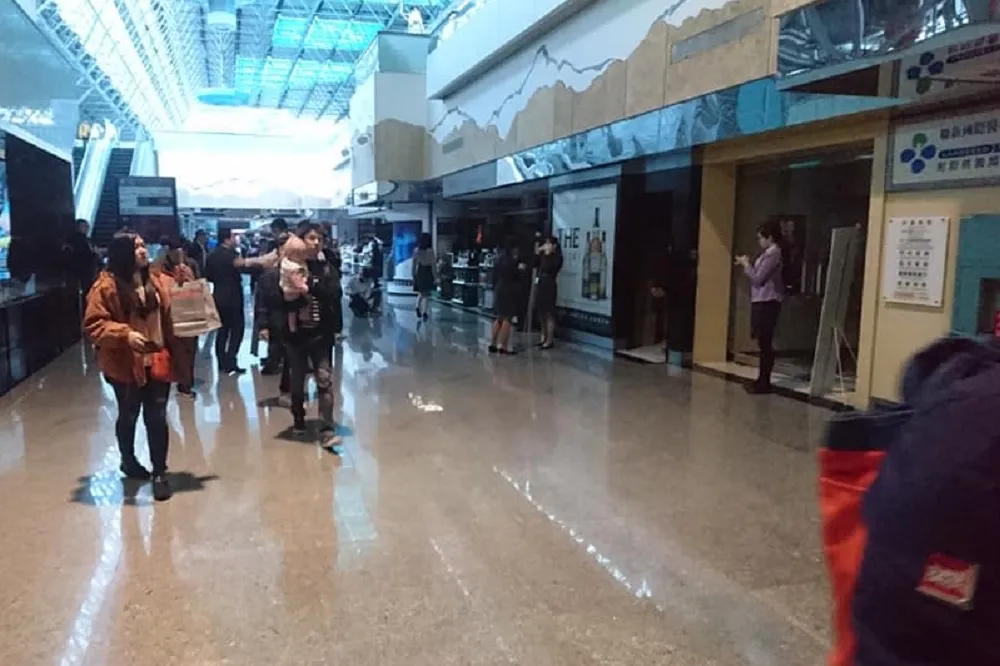 【林青霞也遭殃】桃機老舊變電設備故障大停電　林佳龍：將全面體檢
