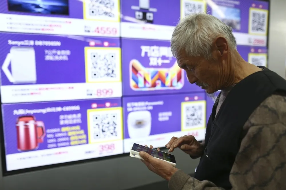 【拒當數位難民】迎電子支付新時代　中國長輩報名上「手機課」  