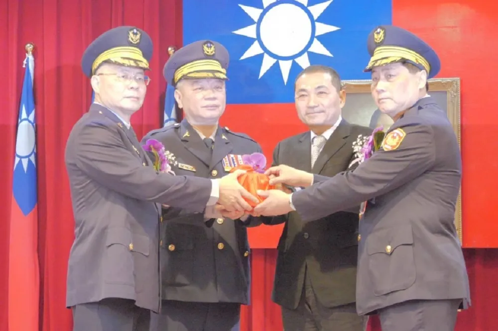 【高階警官交接波折】新北警局長陳檡木上任　侯友宜：名單始終只有一位　