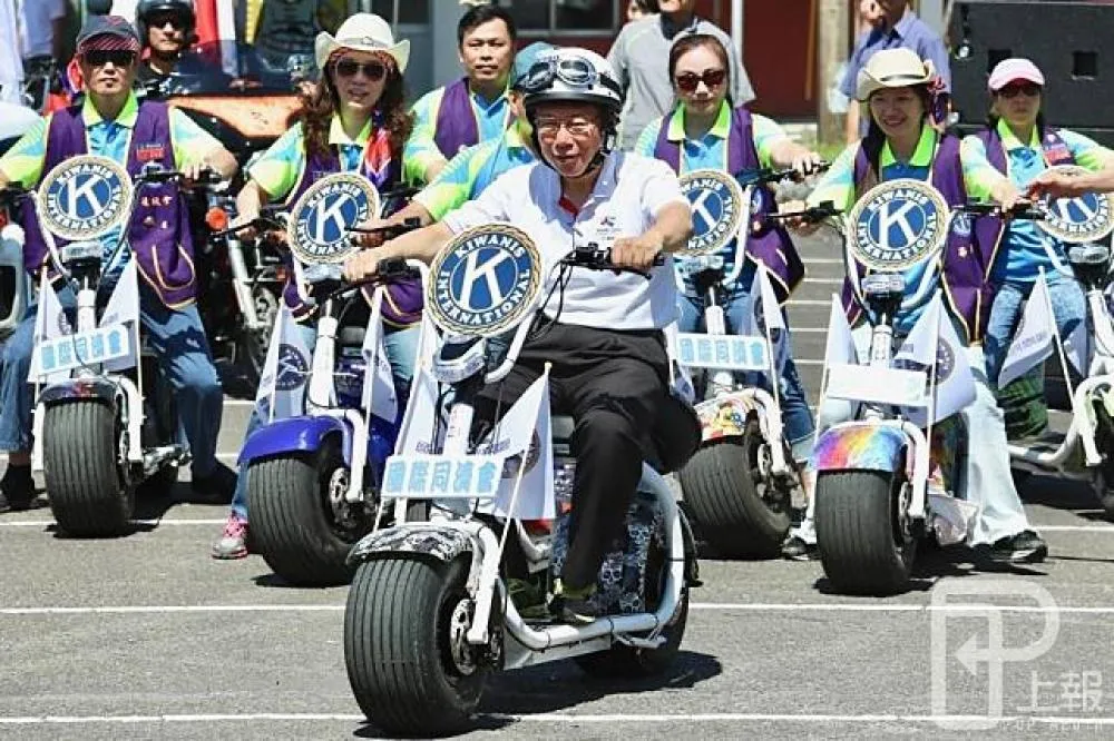 【世大運嘉年華】柯文哲不屑小哈雷：這油門不好控制　腳踏車比較安全