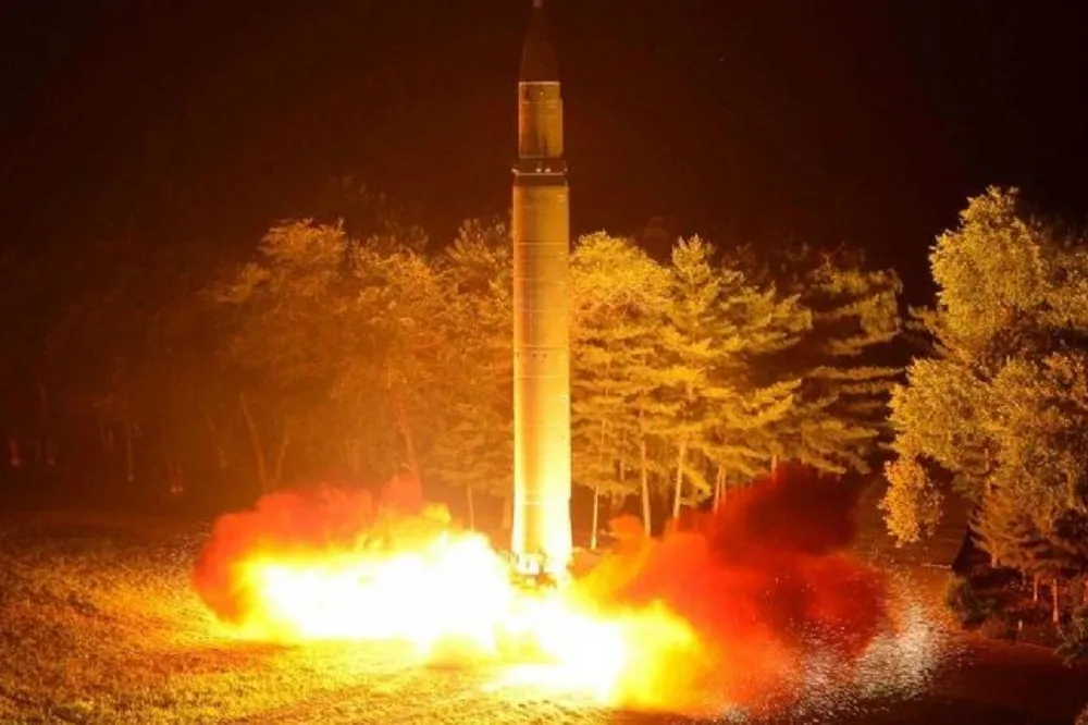 北韓：中長程飛彈「火星-12」瞄準關島　美軍基地為首要目標