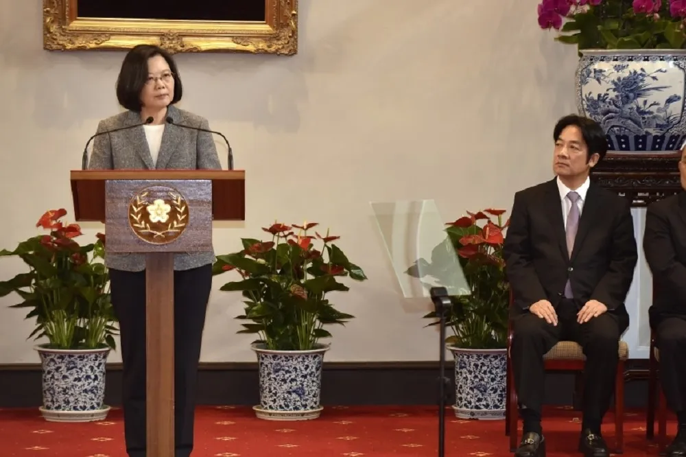 【蔡英文老神在在】對於賴清德領表參選　府：仍按原規劃出訪前完成登記