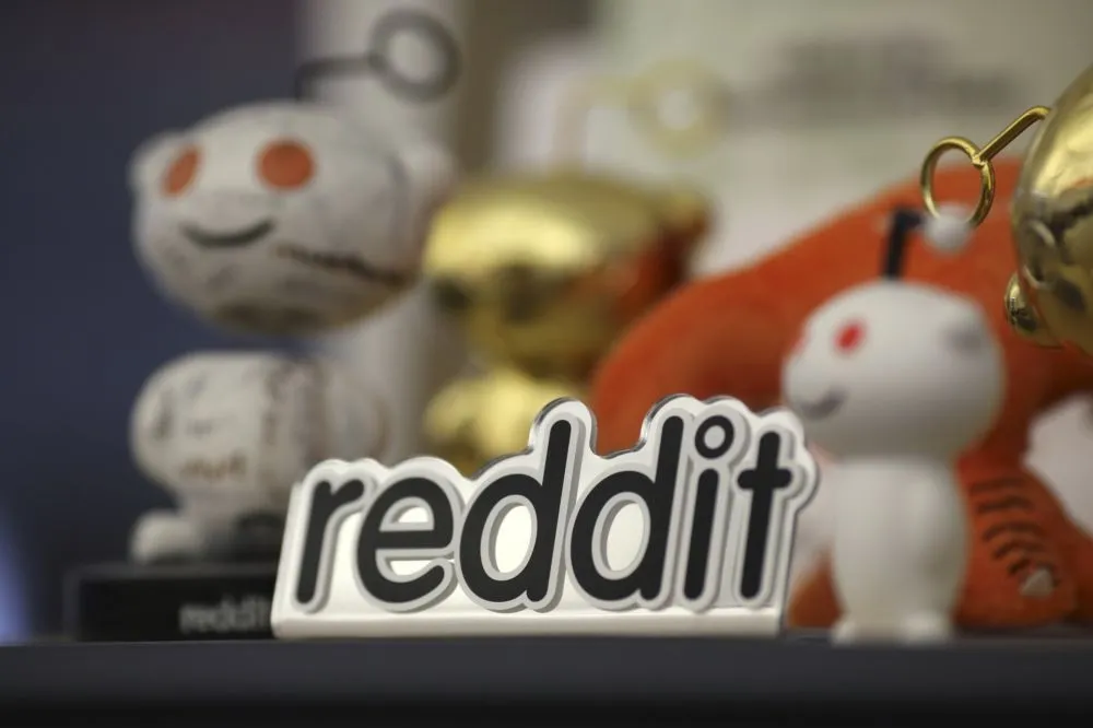 騰訊入股Reddit後　「五毛大軍」大舉入侵帶風向