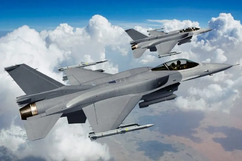 【強化空防】宣布採購新型F-16V戰機　蔡英文：空中武力是戰略的重中之重