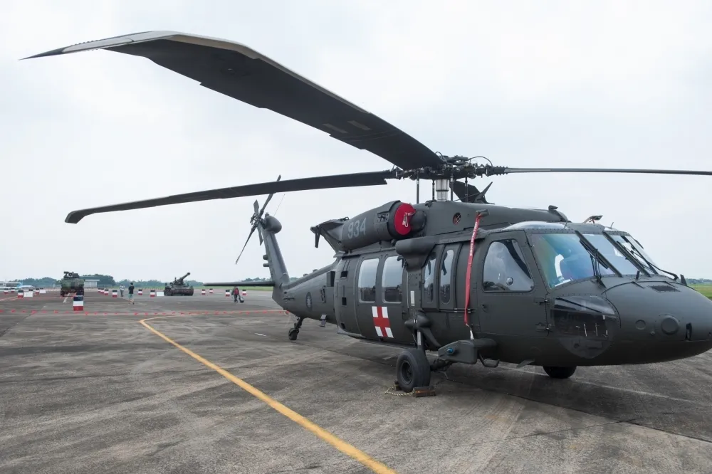 加購30架黑鷹直升機增補戰力？　陸軍澄清：報導純屬臆測