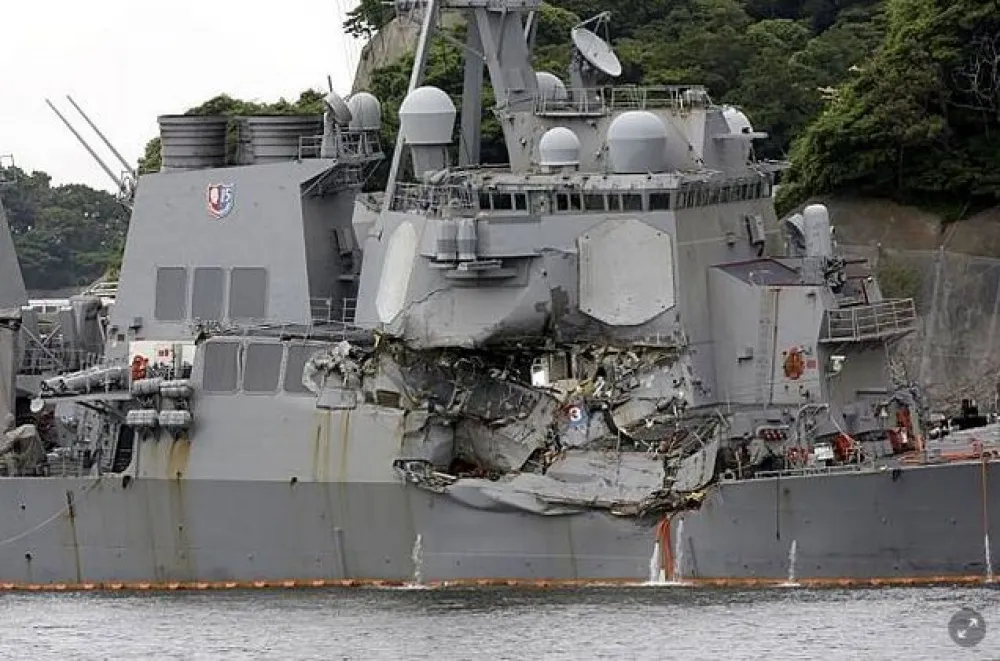 【美驅逐艦撞菲商船】3高階軍官遭解職　「永遠無法回船上」