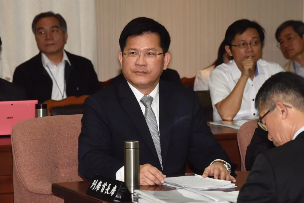 【直播】清明連假疏運　交通部長林佳龍專題報告