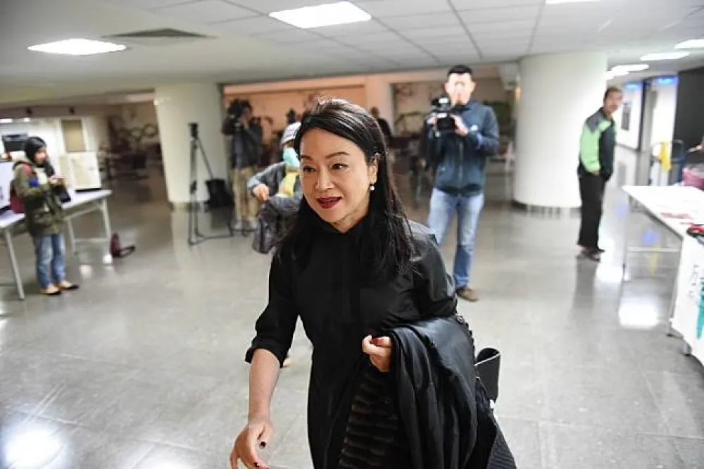 誣指馬英九收頂新2億政治獻金　周玉蔻判賠180萬元定讞
