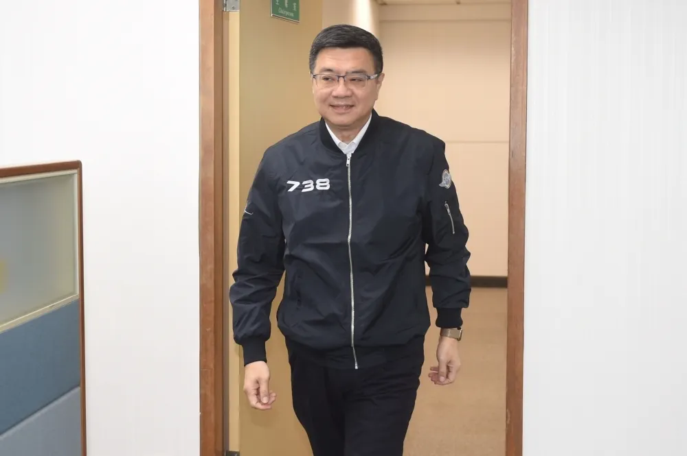 【內幕】英德大戰黨內瀕分裂　卓榮泰誤判是主因