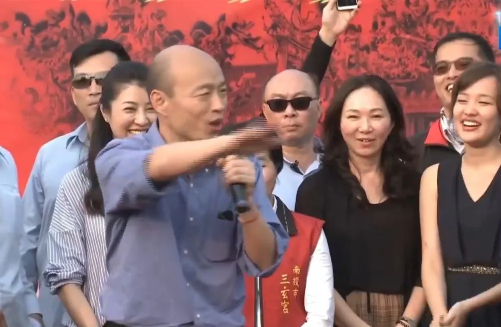 【直播】韓國瑜大甲媽祖還願　一家同框抵南投三玄宮祈福
