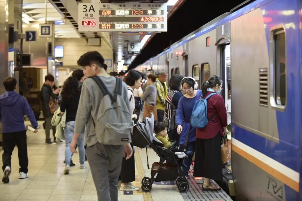 台鐵10大不準時車次出爐　「誤點王」菁桐=八堵