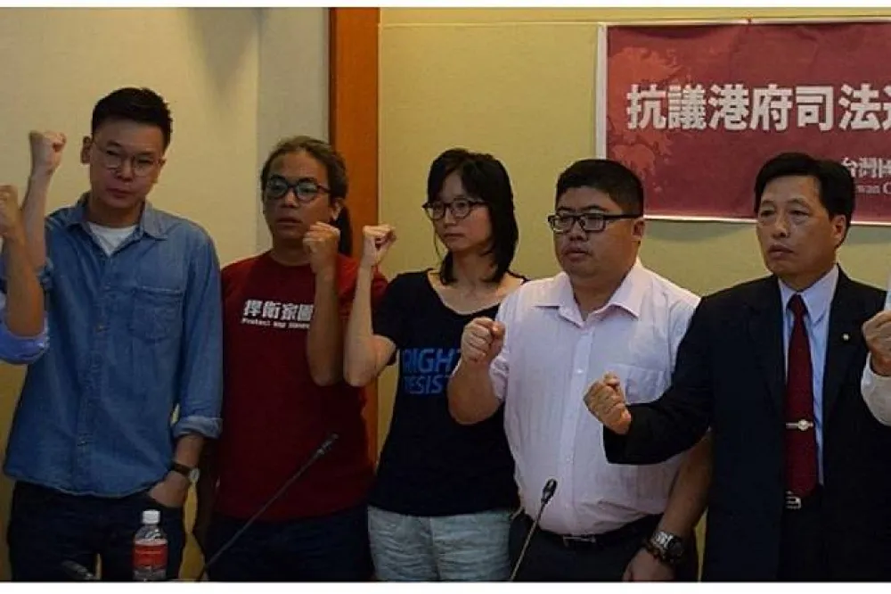 雨傘運動領袖恐遭判刑入獄　林飛帆哽咽批：「政治犯世代」已誕生