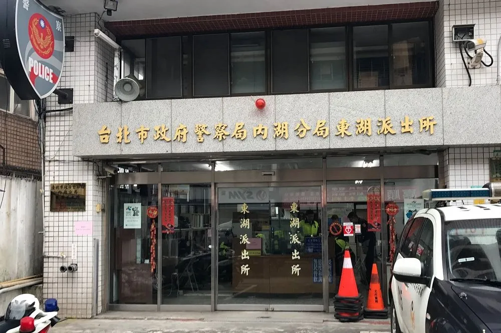 東湖派出所警員酒後騎重機　臨檢拒酒測遭記大過處分