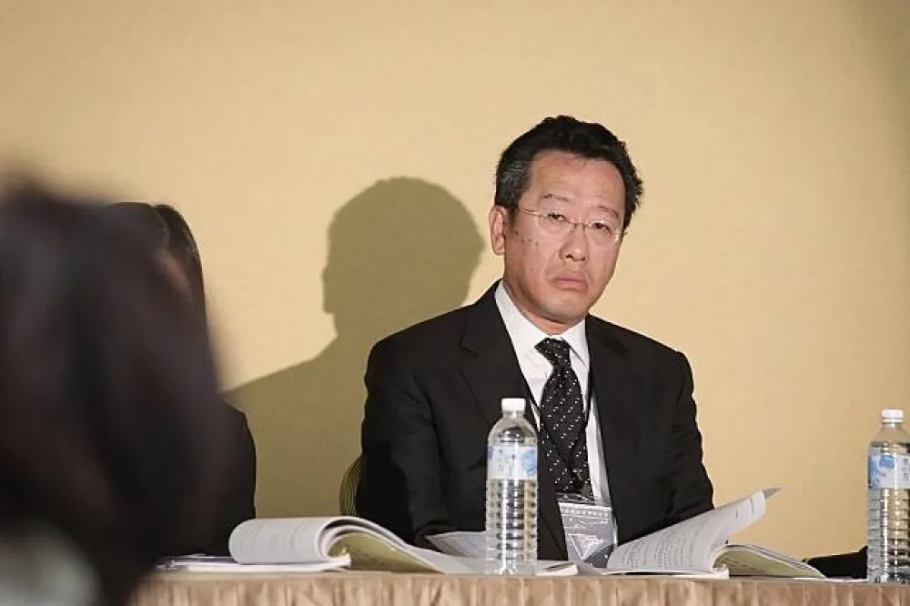 追中影賤賣背後鬼手　股價評估報告竟非分析師寫的