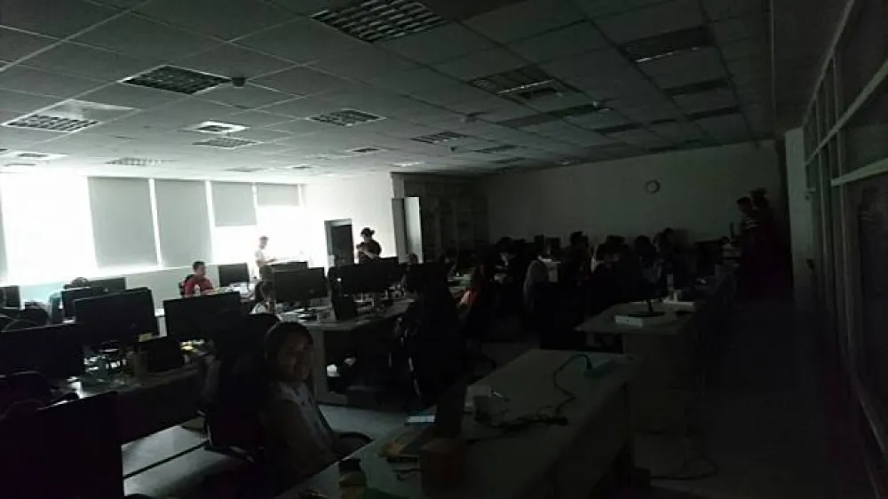 全台灣大跳電連外交部都遭殃　民眾火大諷：用愛發電不夠嗎？