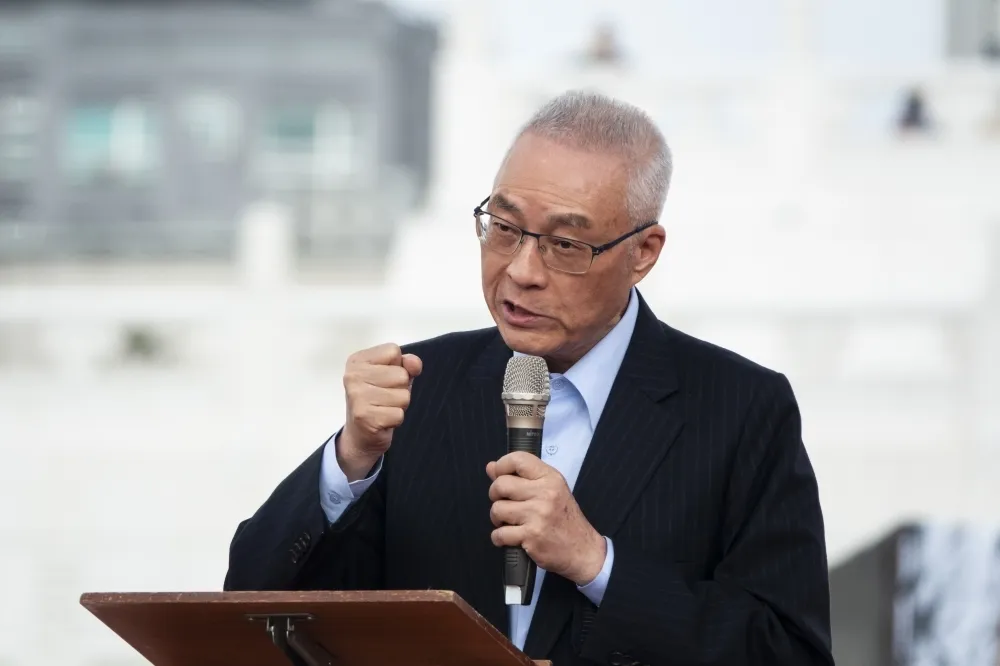 韓轟3總統搞殘經濟　吳敦義駁：我做閣揆時最好，蔡政府最差