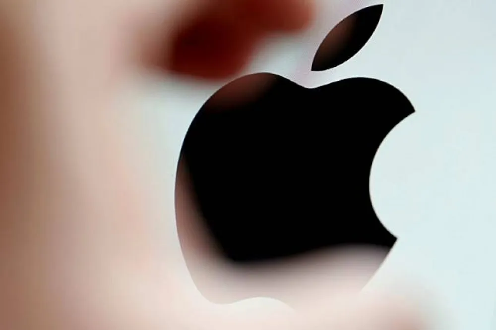 【iPhone10週年慶】庫克推文玄機向賈伯斯致意 