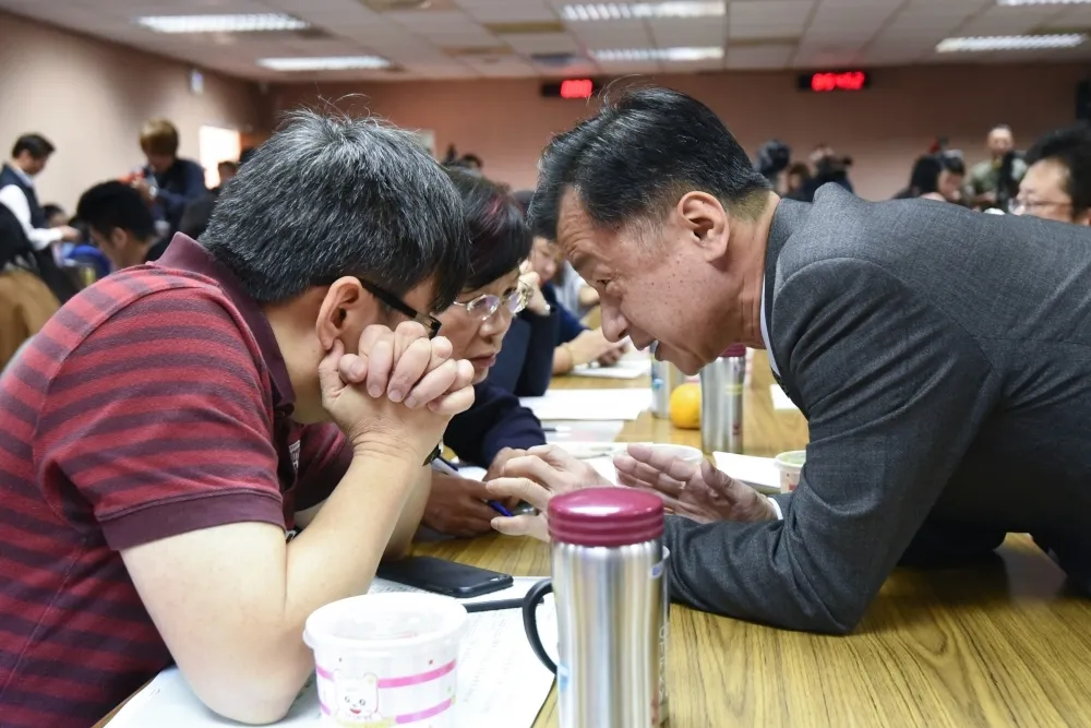行政司法兩院規範不同　邱太三、彭坤業是否關說有爭議