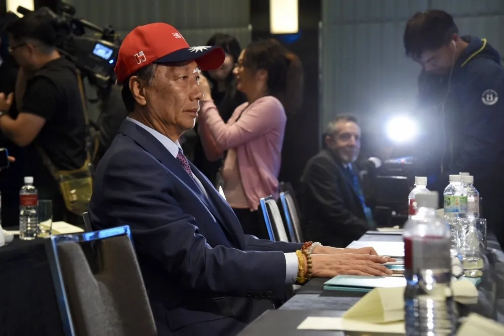【內幕】「國民黨輸中華民國亡」　郭台銘選總統關鍵轉折