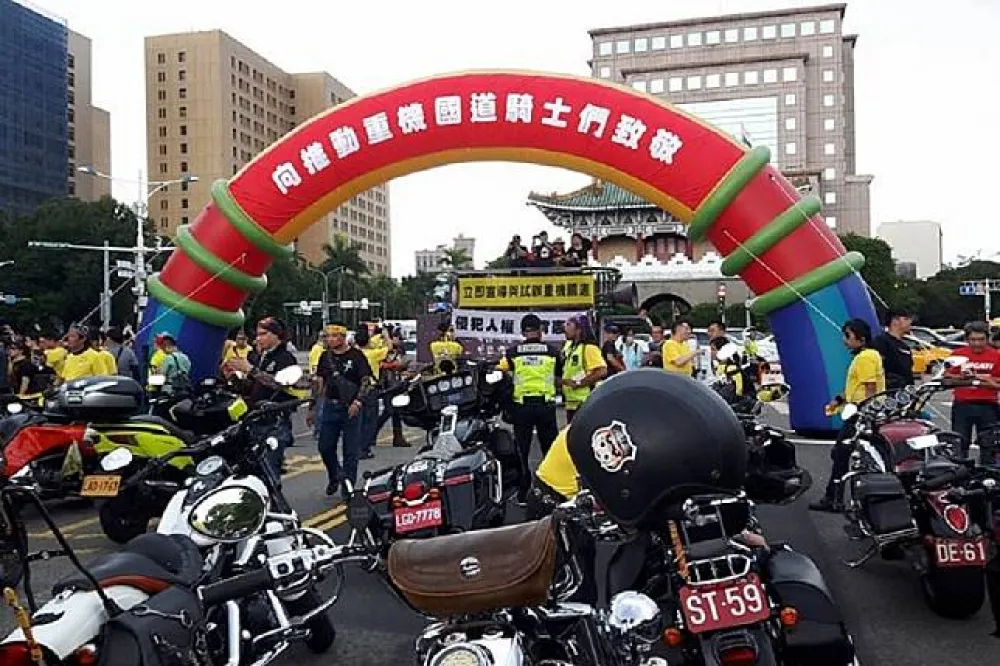 達成共識!　重機上國道明年元旦試辦