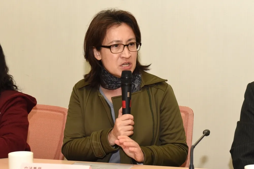 【讚郭台銘有魄力】王建煊爆粗口「王X蛋」　蕭美琴：罵人當有趣